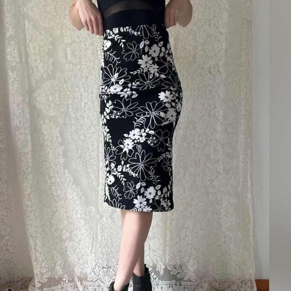 Vintage 90s PS Dew Sutton Black White Floral Midi Skirt Slit - Picture 8 of 9